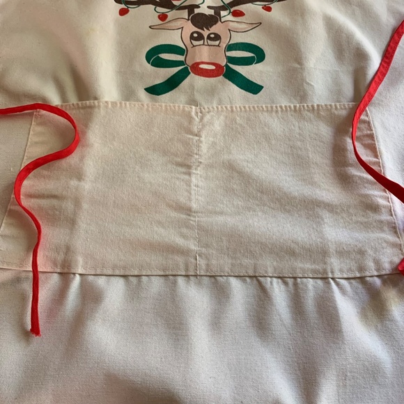 Sweet Rudolph Holiday Apron - Picture 4 of 6